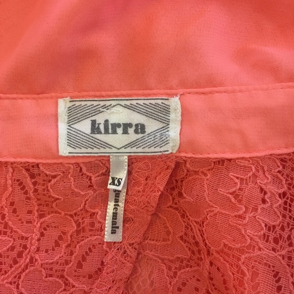 Kirra Cut-Out Lace Back Chiffon Button Down Blouse - Picture 4 of 4